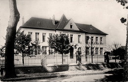 Fontaine Les Grès * Le Groupe Scolaire * école - Autres & Non Classés