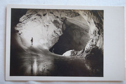 2 AK   Eisriesenwelthöhle B. Salzburg , Eispalast / Eisvorhang - Werfen