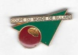 Pin' S  Sport  COUPE  DU  MONDE  DE  BILLARD  Verso  PARIS  90 - Billares