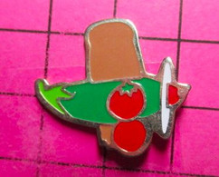 811H Pin's Pins / Beau Et Rare / THEME : AVIATION / AVION BIO AVEC LE FUSELAGE EN COURGETTE ET LES ROUES EN TOMATES L' - Avions