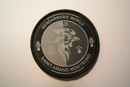 PATCH ECUSSON INSIGNE GENDARMERIE MOBILE 45/3 SAINT AMAND MONTROND Gris - Police & Gendarmerie