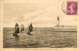 La Turballe * Bateaux Pêcheurs Rentrant Au Port * Le Phare Lighthouse - La Turballe