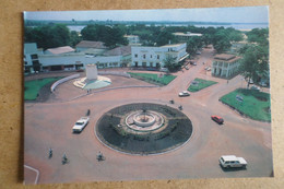 BANGUI - La Place De La République - ( Centrafrique ) - Centraal-Afrikaanse Republiek