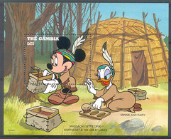 Nct379 WALT DISNEY MASSACHUSETTS INDIAN TRIBE MINNIE AND DAISY GAMBIA 1995 PF/MNH - Disney