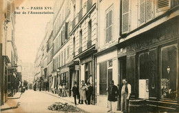 Paris * 16ème * La Rue De L'annonciation * Vins Café Le Petit Bourguignon - Paris (16)