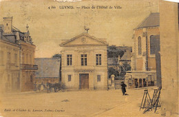 Luynes       37        Place De L'Hôtel De Ville    Colorisée Et Toilée  N° 4 Bis         (scan) - Luynes