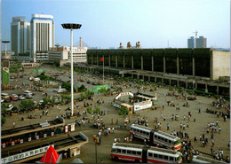 (1 A 22) China - Shanghai Railway Station - 中國 - 上海火車站 - - Buddhism