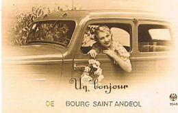07  UN BONJOUR      DE   BOURG  SAINT ANDEOL   CPM  TBE   897 - Bourg-Saint-Andéol