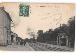 CPA 45 Artenay La Gare Et Le Train - Artenay