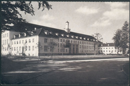 Postkarte Köslin -Regierungsgebäude, S/w, Ungelaufen Kl. Fehler, II- - Pommern