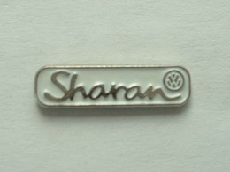 Pin's VOLKSWAGEN SHARAN - LOGO - Volkswagen