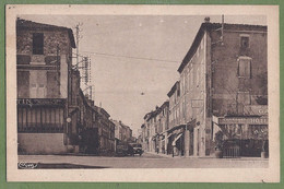 CPA - ARDECHE - SAINT PÉRAY - RUE DE VERNOUX - Animation, Commerces, Hôtel, Autos - édition Combier - Saint Péray