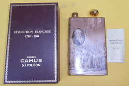 NAPOLEON Cognac CAMUS - Révolution Française - 1789-1989 Livre En Porcelaine De Limoges Dans Son Coffret - Spirituosen