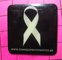 910A Pin's Pins / Beau Et Rare / THEME : MEDICAL / SIDA FEMMES PREVOYANTES BELGES - Médical