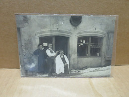 NEUSSARGUES (15) Carte Photo Devanture De Coiffeur Belle Animation - Sonstige & Ohne Zuordnung