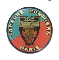 Pin's Paris (75) - SAPEURS POMPIERS DE PARIS - L'insigne - Blason De Paris - Haches  - K504 - Firemen