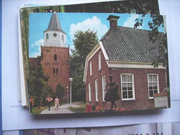 Nederland Holland Pays Bas Emmen Met Beeld, Boerderij En Kerk - Emmen