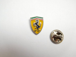 Beau Pin's , Logo Auto Ferrari - Ferrari