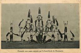 Paris 18ème * Pyramide Avec Engins Exécutée Par L'Avant Garde De Montmartre * Gymnastique - Distrito: 18