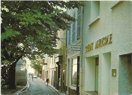 D 83.  NANS LES PINS. GRANDE RUE LE CREDIT AGRICOLE - Nans-les-Pins