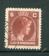 LUXEMBOURG- Y&T N°334- Oblitéré - 1944 Charlotte De Perfíl Derecho