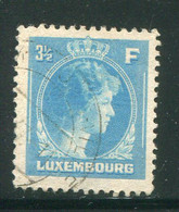 LUXEMBOURG- Y&T N°352- Oblitéré - 1944 Charlotte Right-hand Side