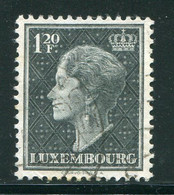 LUXEMBOURG- Y&T N°418A- Oblitéré - 1948-58 Charlotte Di Profilo Sinistro