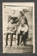 Mother And Children  - Old Photo CP AK  BULGARIA   - F 3083 - Photographs