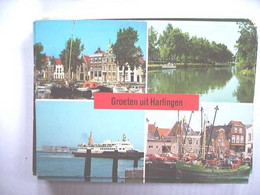 Nederland Holland Pays Bas Harlingen Met Veerboot En Mooie Gevels - Harlingen