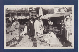 CPA Maroc Tetuan Carte Photo Non Circulé Marché - Other & Unclassified