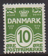 1921. DANMARK. Numeral. 10 Øre Green NEVER HINGED. (Michel 120) - JF424722 - Nuevos