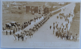 C. P. A.  : CANADA : CALGARY : "Slim" Moore House Driving 36 Horses With 10 Wagons Of Grain - Calgary