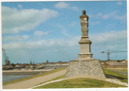 Harlingen - De 'Stenen Man' Op De Zeedijk  - (Friesland, Nederland) - Nr. L 1063 - Harlingen