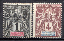 MADAGASCAR (Colonie Française) - 1896-99 - N° 28 Et 30 - 1 C. Noir S. Azuré Et 4 C. Brun-lilas S. Gris - Unused Stamps