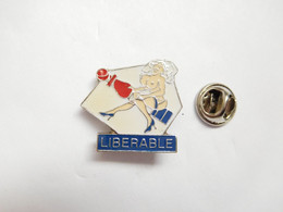 Beau Pin's Pins , Armée Militaire ,  La Quille , Libérable , Pin Up - Pin-ups