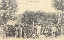 CONGO FRANÇAIS -  Caravane Du Haut-Ogowé De Passage à La Mission De Franceville - Congo Francés - Otros