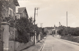 Chanteloup-les-Vignes.  Rue Du Général-Leclerc - Chanteloup Les Vignes