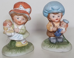 Lot Paire Couple De PARENTS - Garçon Fille Enfant - Bébé Casquette Chapeau - STATUETTE - Bon état - 20 / Vers 1990 - Autres & Non Classés