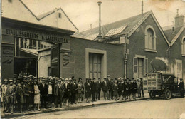 Reims * Carte Photo * Manufacture De Chapellerie établissement LANGERART * Pub La Casquette * 35 Rue Clovis * Employés - Reims