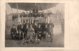 Villejuif * Carte Photo * La Fanfare Devant Le Kiosque à Musique * Instrument Grosse Caisse - Villejuif