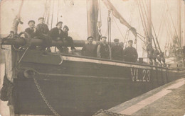 Zeer Oude Foto Vissersboot Vlaardingen 23 583 - Vlaardingen