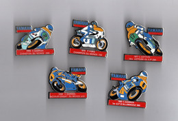 Lot De 5 Pin's Moto Yamaha 1977, 79, 84, 85 Et 89 (zamac Argenté) - Motos