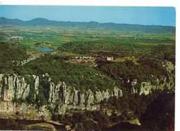 CASTELJAU LA VALLEE DU CHASSEZAC EN SECOND PLAN LE VILLAGE DE VACANCES FAMILLES VUE AERIENNE - Otros & Sin Clasificación