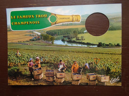 Souvenir De Champagne , Le Fameux Trou Champenois - Champagne - Ardenne