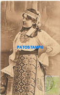 170373 ROMANIA COSTUMES THE WOMAN CIRCULATED TO URUGUAY POSTAL POSTCARD - Rumania