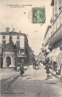 17-SAINT-JEAN-D'ANGELY- RUE GAMBETTA ET FONTAINE DU PILORI - Saint-Jean-d'Angely