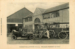 Vendeuvre Du Poitou * Minoterie BARRAULT ( La Cour ) * Moulin Machine Agricole Minoterie Automobile Ancienne - Other & Unclassified