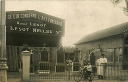 Amiens * Carte Photo * Maison Funéraire Raoul LESOT , HELLEU Successeur Fondée En 1866 * Commerce - Amiens