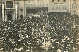 Remiront * 2 Cartes Photos * Jour De Fête Religieuse * Défilé Hommes D'église * " Ave Regina " * Café SEVERIN - Remiremont