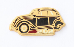 Superbe Pin's PEUGEOT 202 Noire - Zamac - Hélium - K547 - Peugeot